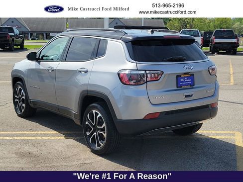 Used 2024 Jeep Compass Limited AWD/4WD image 3