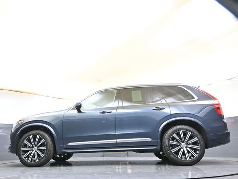 Certified 2024 Volvo XC90 B6 Plus image 30