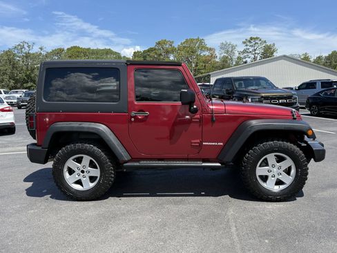 Used 2012 Jeep Wrangler Rubicon w/ PWR Convenience Group AWD/4WD image 3