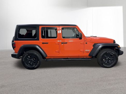 Used 2018 Jeep Wrangler Unlimited Sport AWD/4WD image 34