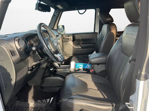 Used 2018 Jeep Wrangler Sport image 11