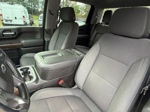 Used 2021 Chevrolet Silverado 1500 LT Trail Boss AWD/4WD image 17