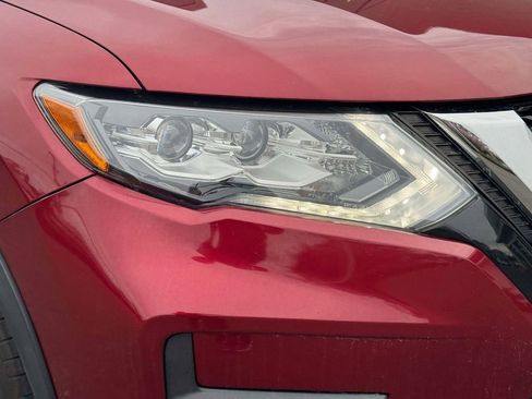Used 2020 Nissan Rogue SL w/ Premium Package AWD/4WD image 8
