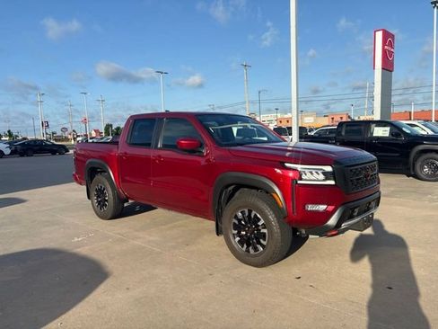 Used 2024 Nissan Frontier PRO-4X w/ Off-Road Protection Package AWD/4WD image 2