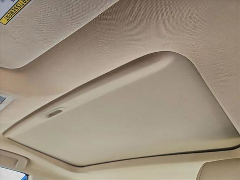 Used 2016 Toyota Avalon XLE Premium FWD image 16