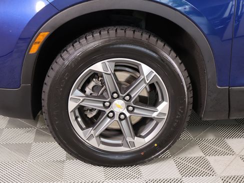 Used 2023 Chevrolet Blazer LT w/ Convenience Package FWD image 17