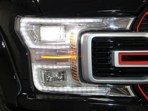 Used 2019 Ford F150 Lariat w/ Equipment Group 502A Luxury AWD/4WD image 12