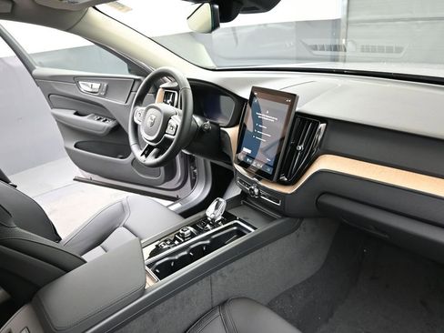 New 2026 Volvo XC60 B5 Plus w/ Protection Package Premier image 12