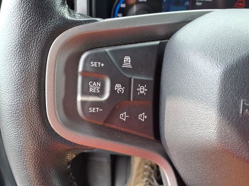 Used 2021 Ford Bronco Badlands image 16