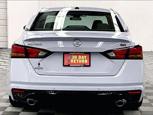 New 2026 Nissan Altima 2.5 SR w/ SR Premium Package FWD image 5