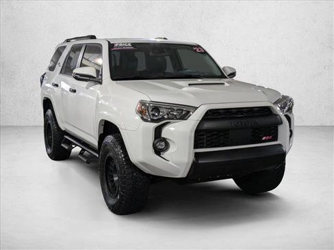 Used 2023 Toyota 4Runner TRD Off-Road Premium image 3