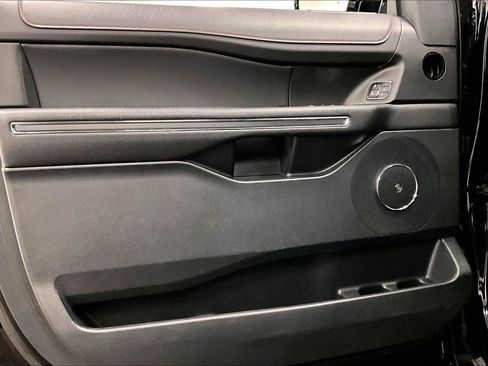 Certified 2022 Ford Expedition Max Limited image 22