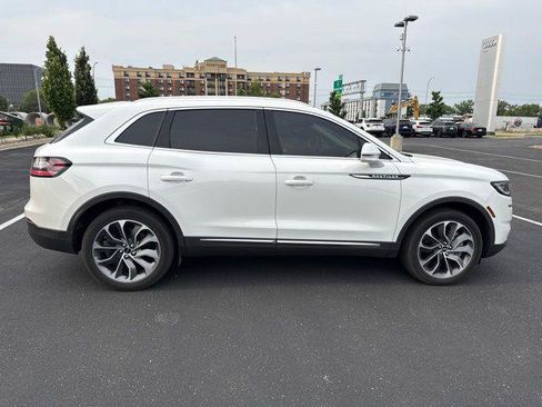 Used 2023 Lincoln Nautilus Reserve w/ Luxury Package AWD/4WD image 7