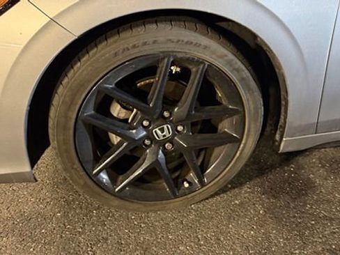 Used 2023 Honda Civic Sport image 17