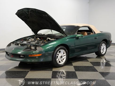 Used 1995 Chevrolet Camaro Z28 RWD image 32