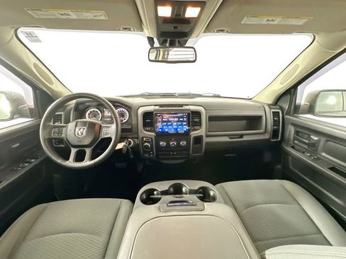 Used 2016 RAM 1500 Express w/ Black Ram 1500 Express Group image 3