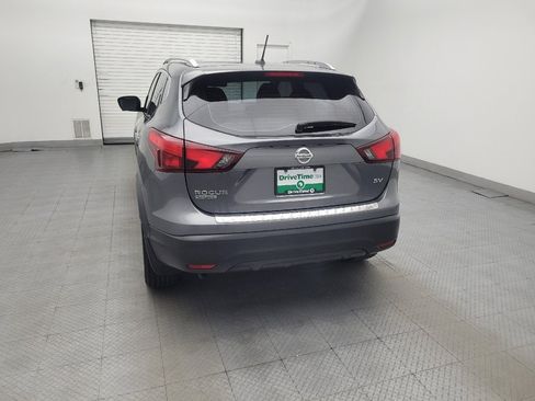 Used 2018 Nissan Rogue Sport SV w/ SV Technology Package FWD image 6