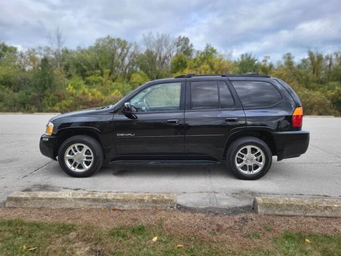 Used 2007 GMC Envoy Denali image 4