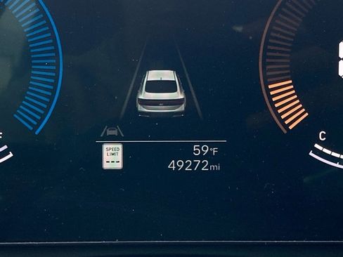 Used 2024 Hyundai Sonata SEL image 17