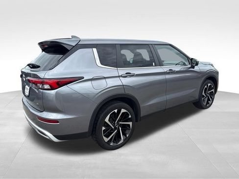 Used 2022 Mitsubishi Outlander SE FWD image 5