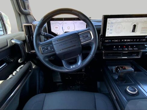 Certified 2025 GMC Hummer EV 3X w/ LPO, Dark Essentials Package AWD/4WD image 5