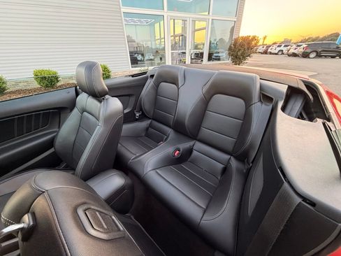 Used 2015 Ford Mustang GT Premium w/ Equipment Group 401A RWD image 26