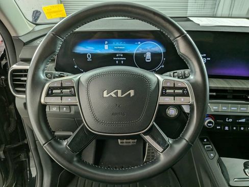 Used 2023 Kia Telluride SX FWD image 13