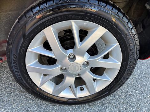 Used 2012 MAZDA MAZDA2 Touring image 27