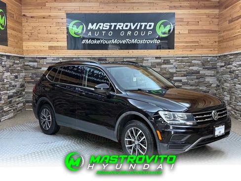 Used 2019 Volkswagen Tiguan SE AWD/4WD image 1