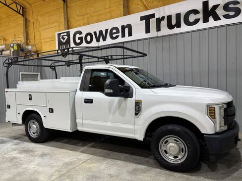 Used 2018 Ford F350 XL w/ Power Equipment Group image 3