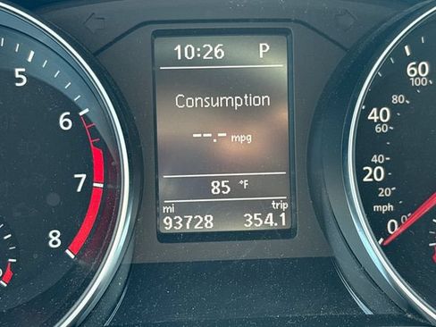 Used 2016 Volkswagen Passat 1.8T S FWD image 18