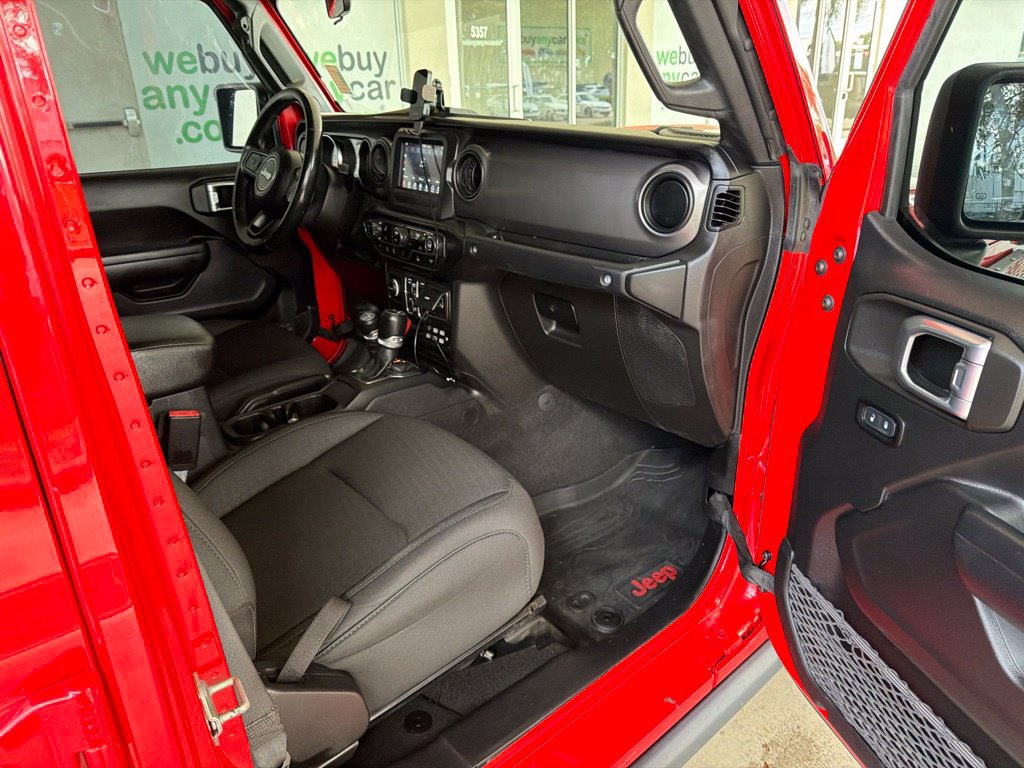 Used 2021 Jeep Gladiator Sport AWD/4WD image 26