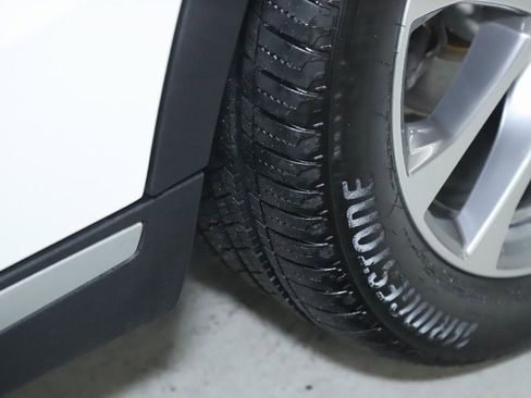 Certified 2024 BMW X5 xDrive40i w/ Parking Assistance Package image 37