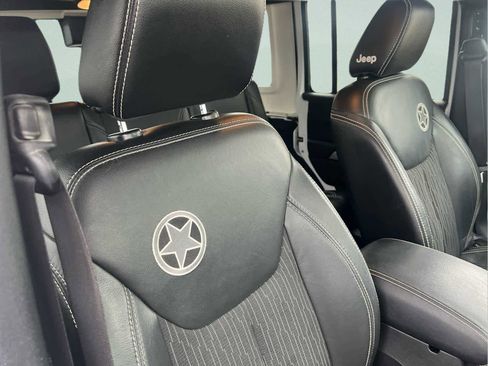 Used 2015 Jeep Wrangler Unlimited Sport image 8