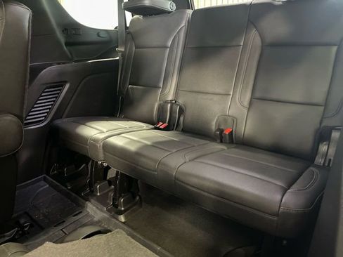 Used 2021 Chevrolet Tahoe Z71 w/ Rear Media and Nav Package AWD/4WD image 24