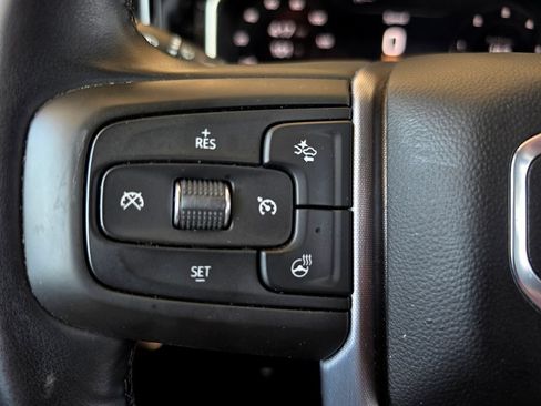 Used 2025 GMC Sierra 1500 SLT AWD/4WD image 27
