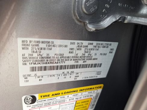 Used 2024 Ford Expedition Max XLT RWD image 35