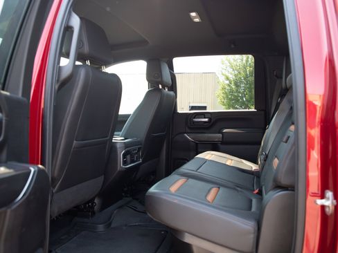Used 2021 GMC Sierra 2500 AT4 w/ AT4 Preferred Package AWD/4WD image 18
