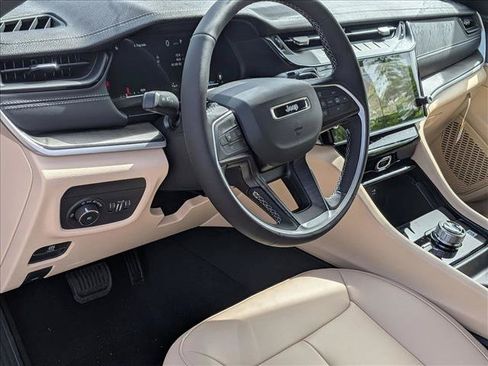 New 2026 Jeep Grand Cherokee Limited AWD/4WD image 3
