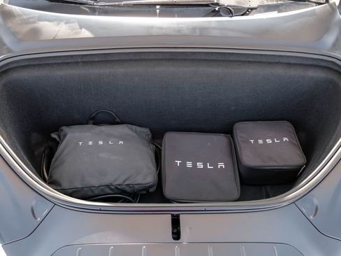 Used 2021 Tesla Model X Long Range image 56