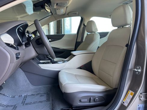 Used 2024 Chevrolet Malibu LT image 27