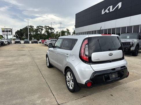 Used 2016 Kia Soul + w/ Primo Package FWD image 23