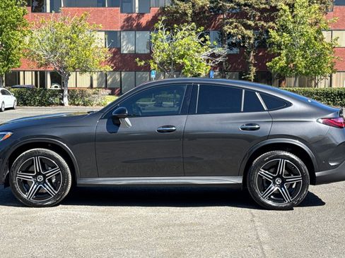 Used 2024 Mercedes-Benz GLC 300 4MATIC image 7