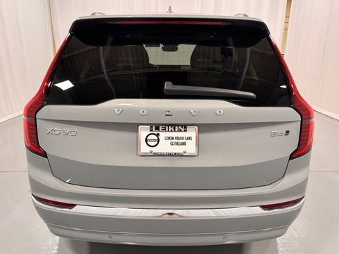 New 2026 Volvo XC90 B6 Ultra w/ Protection Package AWD/4WD image 7