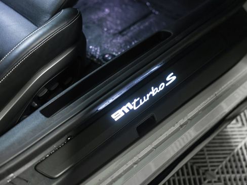 Used 2022 Porsche 911 Turbo S image 23