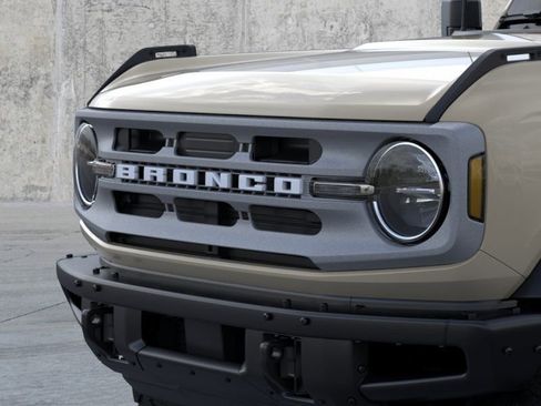 New 2025 Ford Bronco Big Bend w/ Black Diamond Package AWD/4WD image 19
