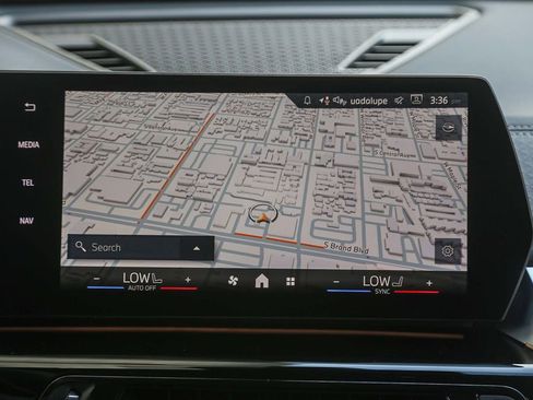 New 2026 BMW X2 xDrive28i w/ M Sport Package AWD/4WD image 10