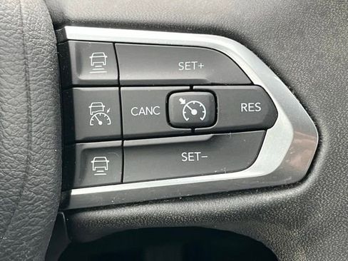Used 2024 Jeep Compass Limited AWD/4WD image 38