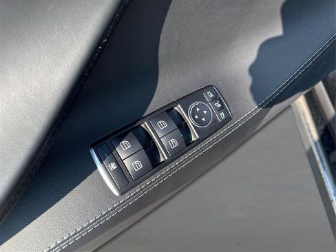 Used 2014 Tesla Model S RWD image 29