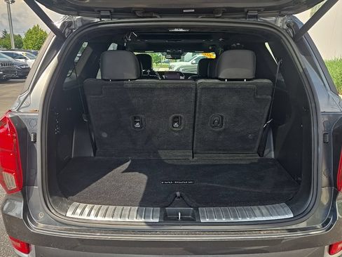 Used 2022 Hyundai Palisade Calligraphy w/ Cargo Package AWD/4WD image 15